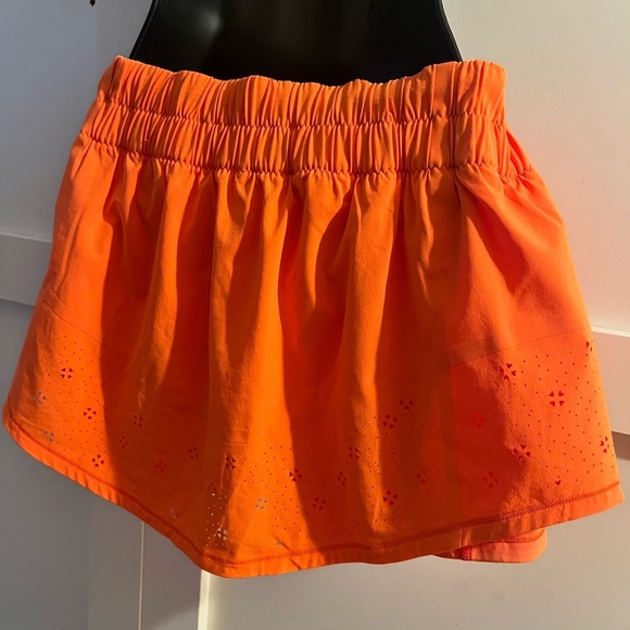 Lululemon skirt Vibrant orange skort skirt shorts run shorts jogging shorts Med - Picture 2 of 7